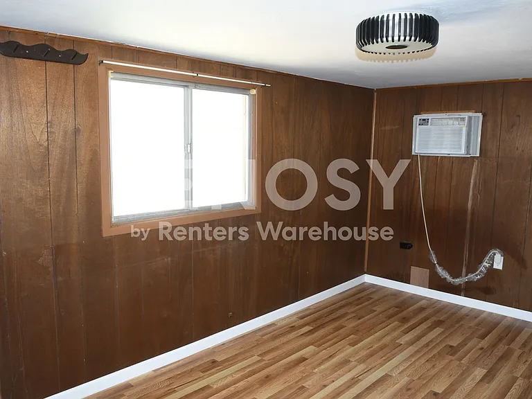 8420 E Edgemont Ave — Photo 6
