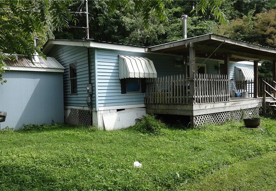 1st image of 225 W Penn Ln