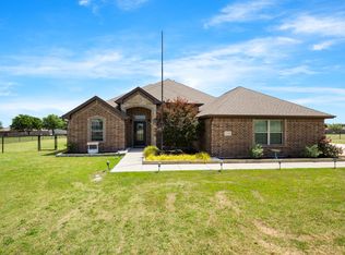 118 High Ridge Ct, Decatur, TX 76234