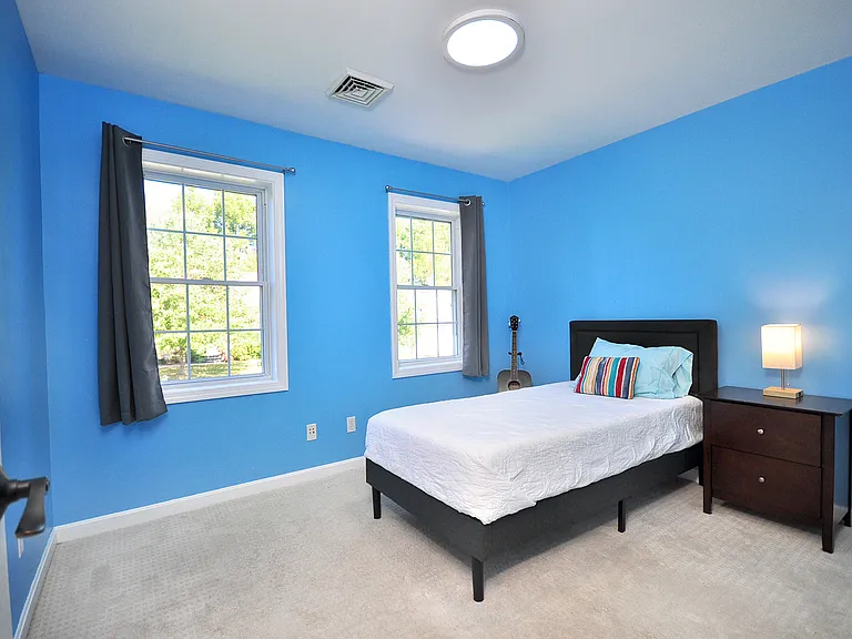 100 Ford Ln — Photo 13
