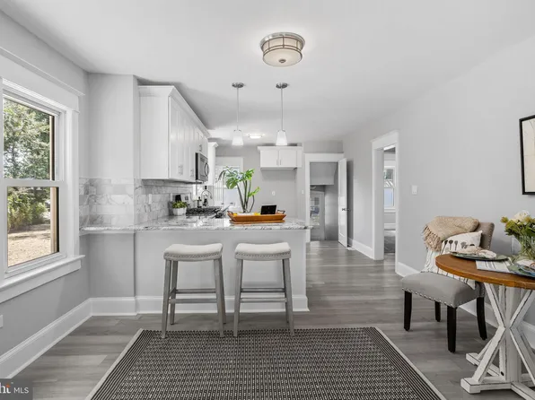 162 E Pine St, Audubon, NJ 08106