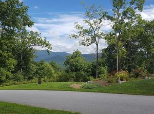 37 Longstreet Ct, Weaverville, NC 28787