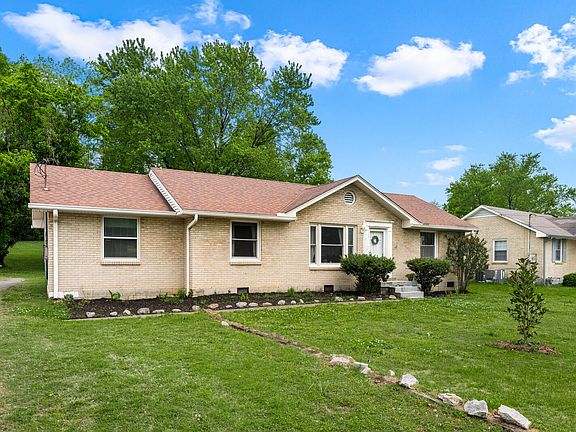 3rd image of 4813 Big Horn Dr