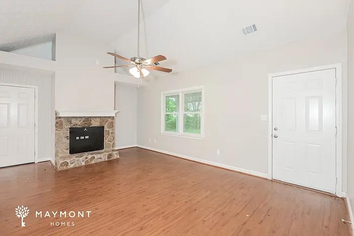 349 Spring Rd — Photo 5