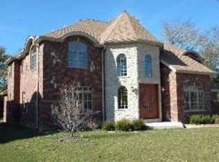 112 Washington Rd, Glenview, IL 60025