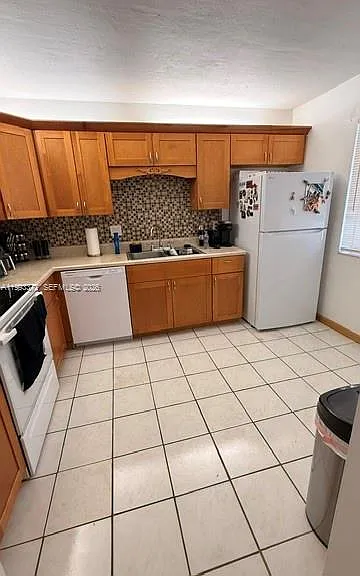 231 Lakeview Dr #204 — Photo 4