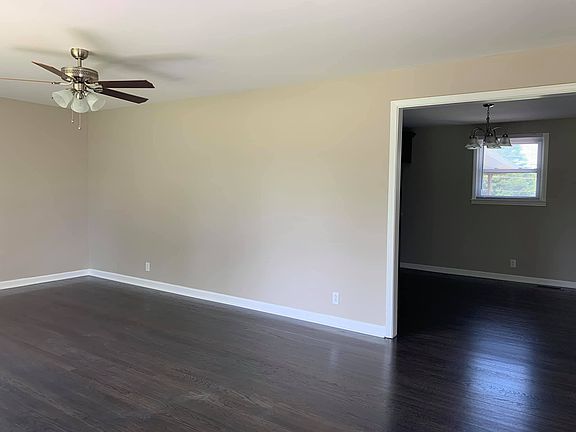 3rd image of 530 Paula Dr
