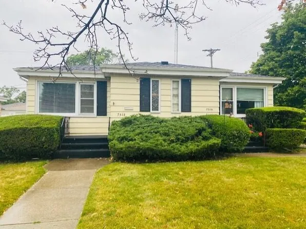 7518 37th AVENUE, Kenosha, WI 53142