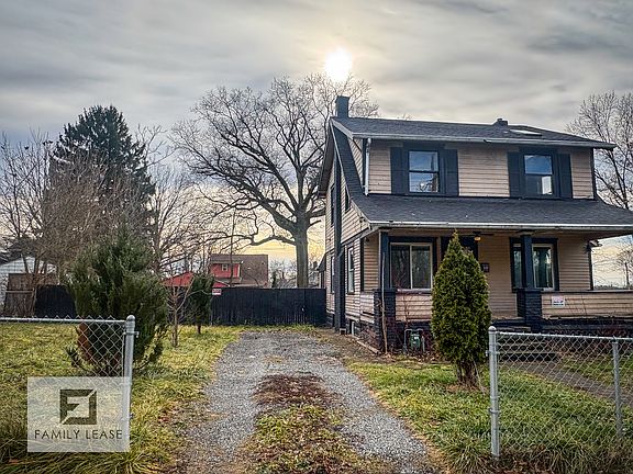 3rd image of 531 Sherwood Ave