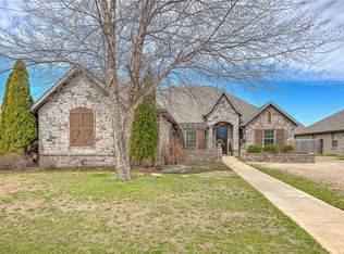 2906 SW Joshua Ave, Bentonville, AR 72713