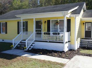 225 Seaton Dr, Fuquay Varina, NC 27526