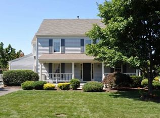 6576 Forsythia St, Springfield, VA 22150