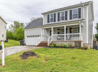 8 Torchwood Ct, Greer, SC 29651