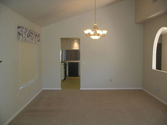 5th image of 18498 Colonial Ct