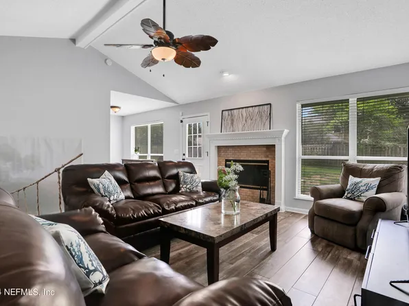 1967 RALEY CREEK Drive E, Jacksonville, FL 32225