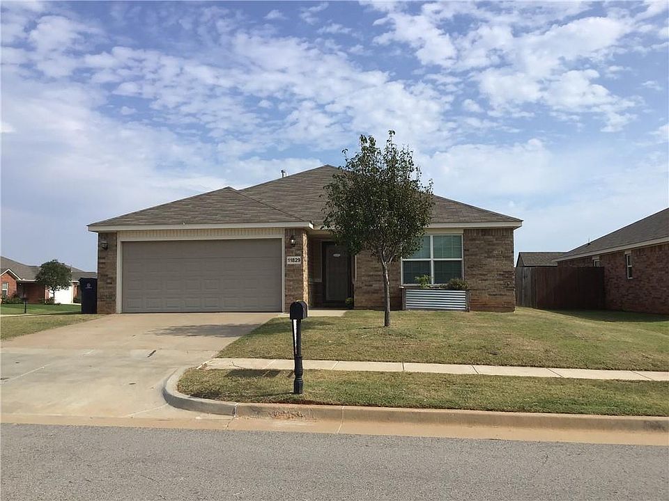 1st image of 11829 NW 130th St