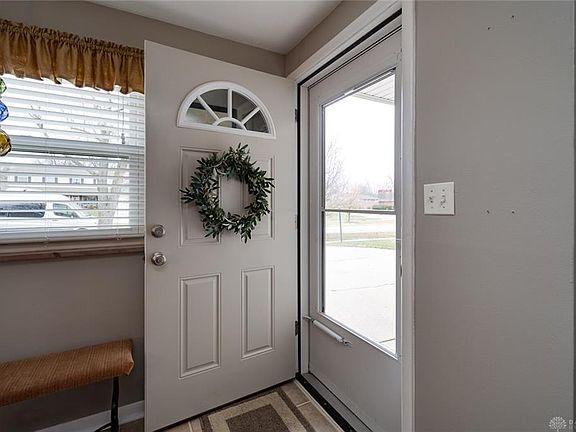 3rd image of 3204-3206 Ackerman Blvd