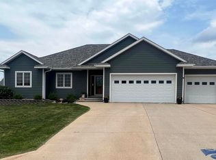 1107 12th Ave SW, Humboldt, IA 50548