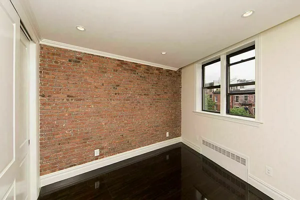 Rented by Voro New York | media 6