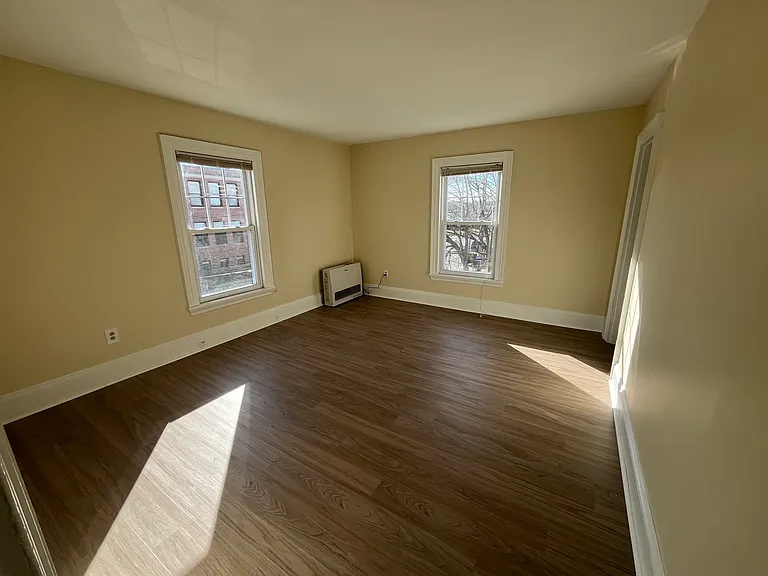 433 Broadway #2 — Photo 24