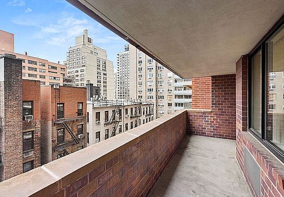 5th image of 233 E 86th St APT 6C