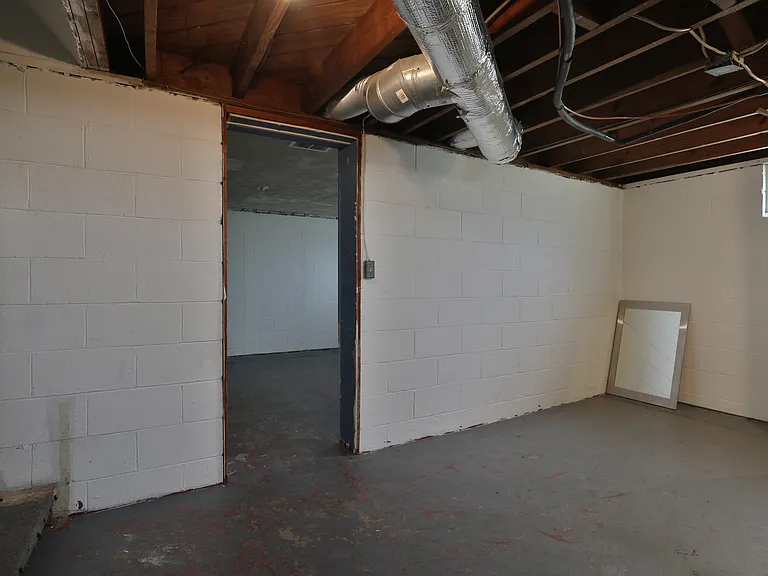 2725 Allegheny Ave — Photo 23