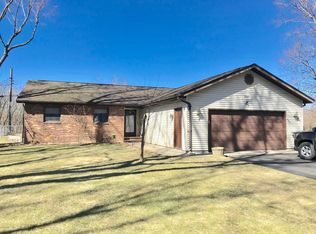 2360 Roncy Rd, Benton Harbor, MI 49022