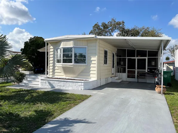 8621 SW 22nd Court, Davie, FL 33324