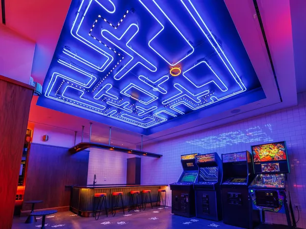 180 Morgan Street image 79 of 140