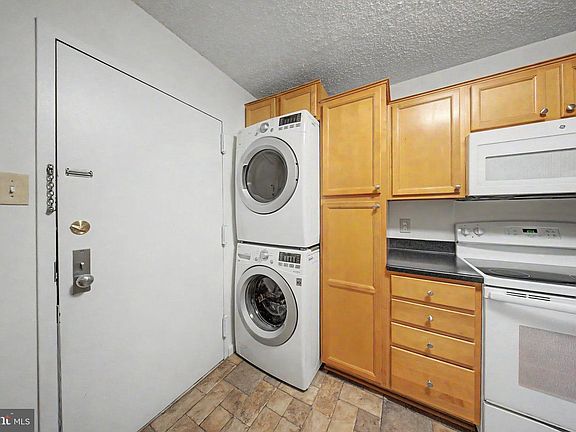 5th image of 1800 Old Meadow Rd APT 920