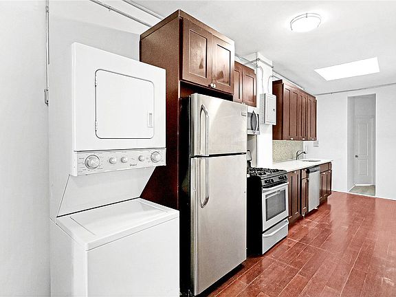 4th image of 301 W 20th St APT 3B