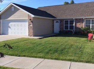 3841 Ballard Ct, Lincoln, NE 68504