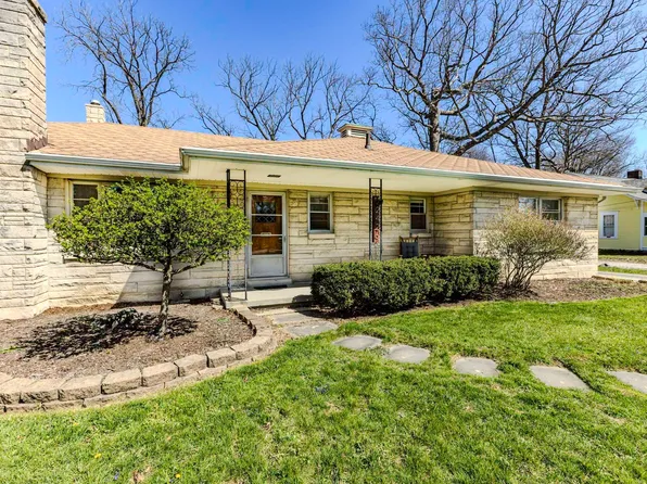 2426 W Petty Rd, Muncie, IN 47304