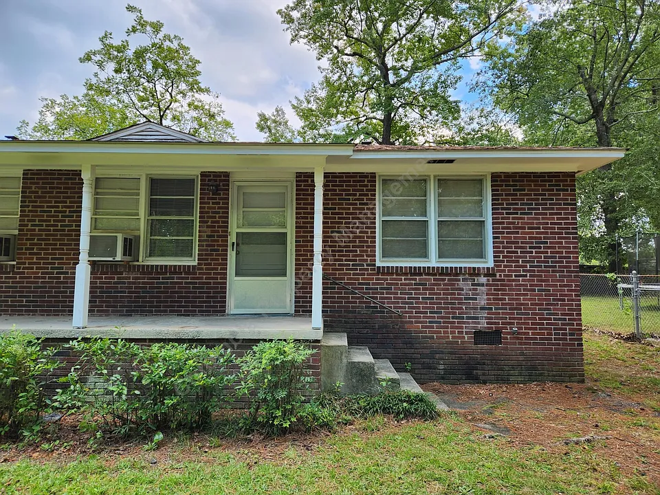 3408 Bellingham Rd