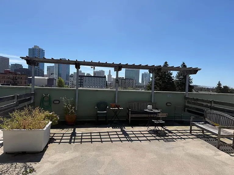 2407 Telegraph Ave #206 — Photo 11