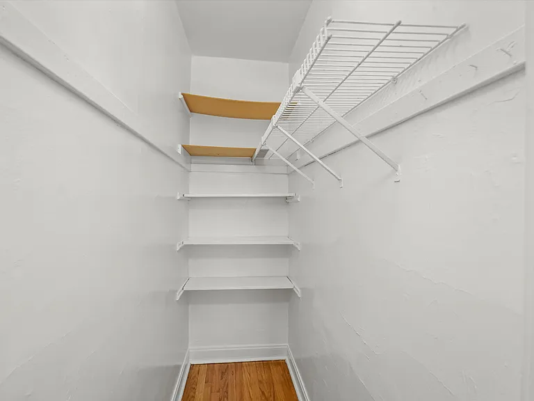 409 Beloit Ave #3T — Photo 6