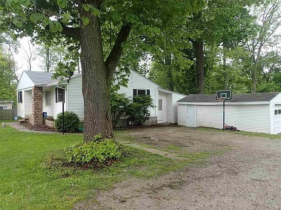 2nd image of 60925 County Road 21