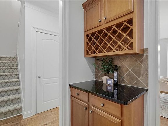 4th image of 1184 Laurel Pl SE