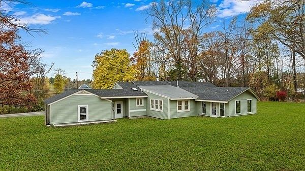1st image of 322 River Rd