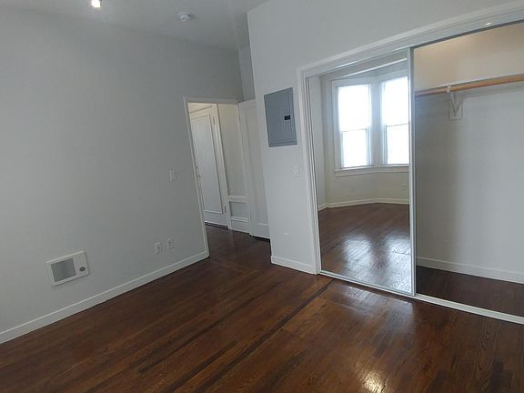 5th image of 2360 Van Ness Ave APT 23