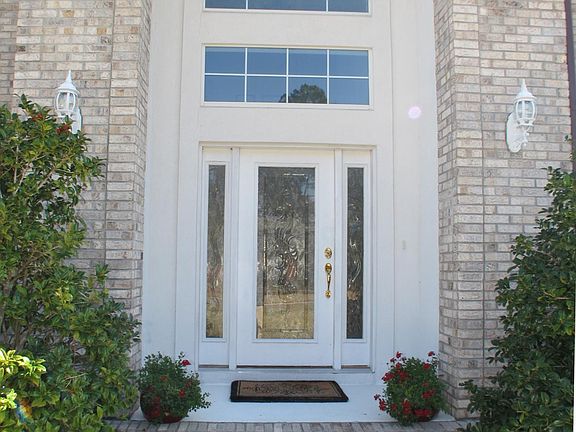 3rd image of 1139 EMILYS WALK Lane W