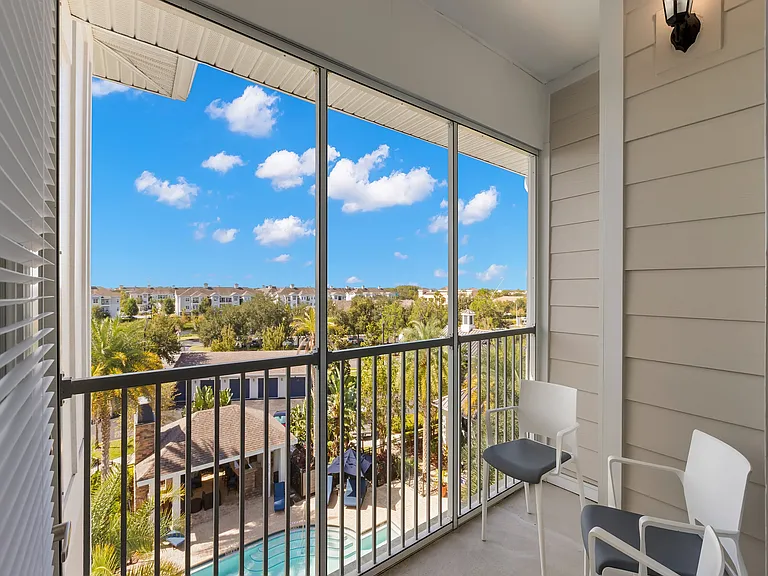 Balcony with sitting area