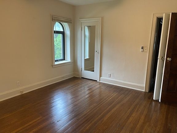 3rd image of 2205 E Belleview Pl APT 1A