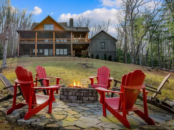 287 Scouts Overlook Ln, Morganton, GA 30559