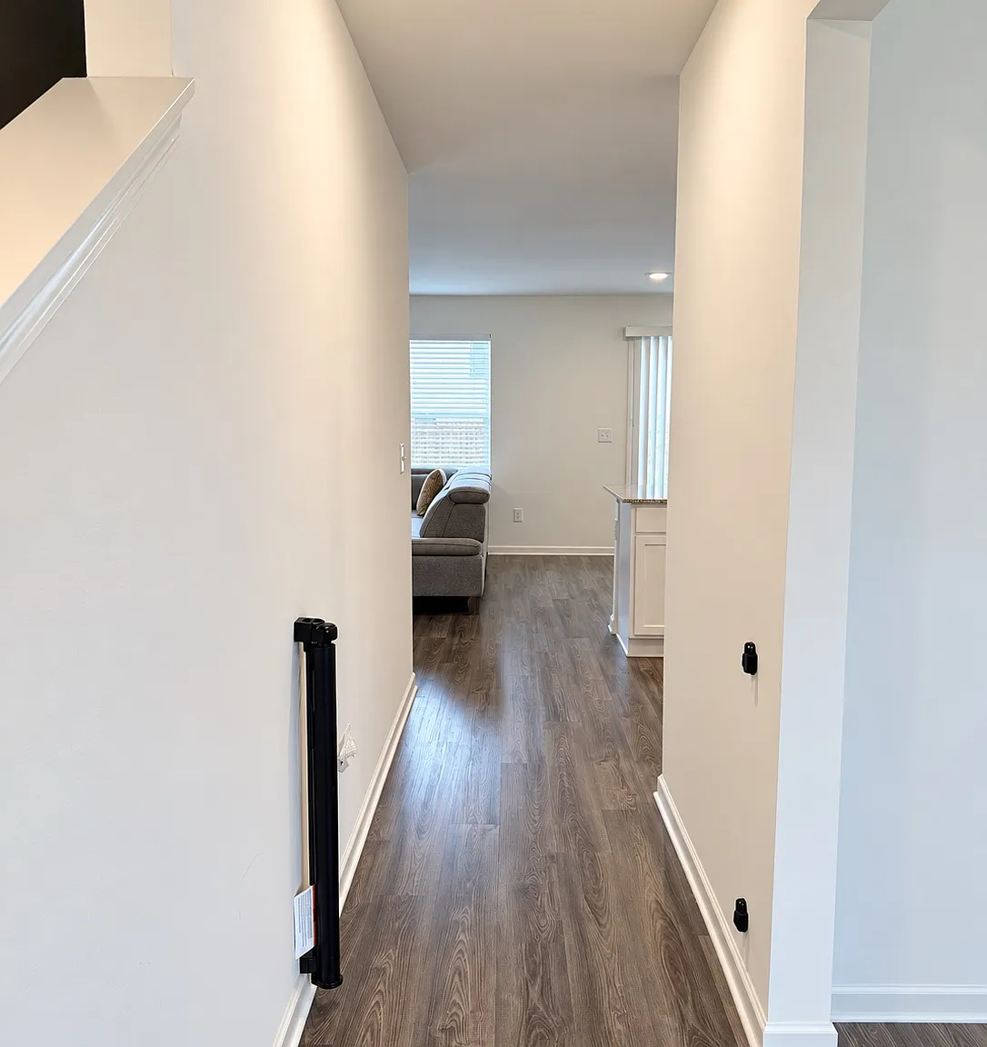 5 bed, 2180 sqft, $2,200 — Photo 2