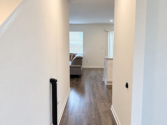 2nd image of 102 Flat Rock Mill Trl