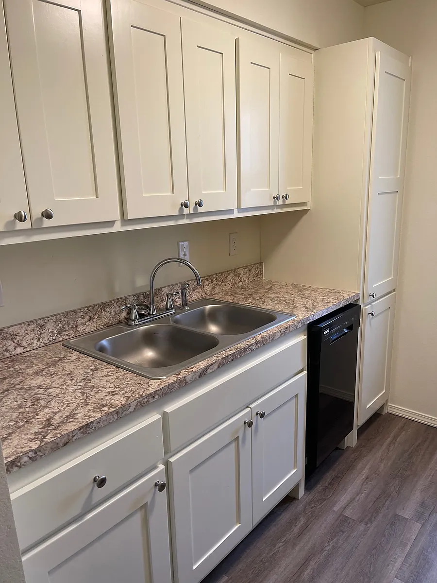 Building Photo - Greystone Apartments