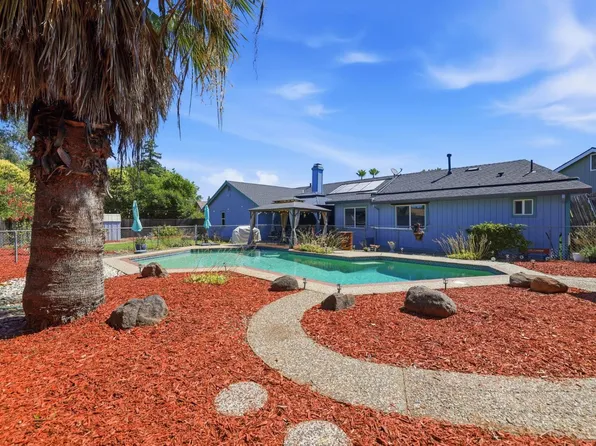1314 Carnation Ct, Roseville, CA 95661