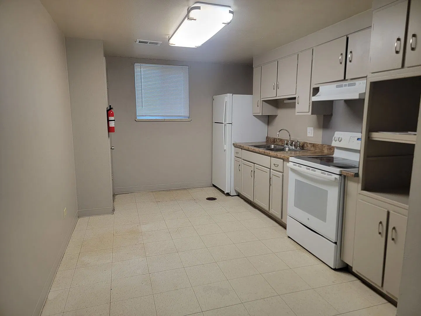 365 Ames — Photo 2
