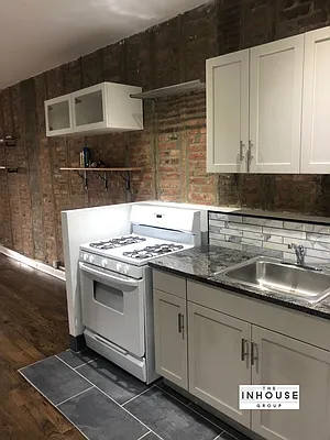 Rented by The InHouse Group | media 19